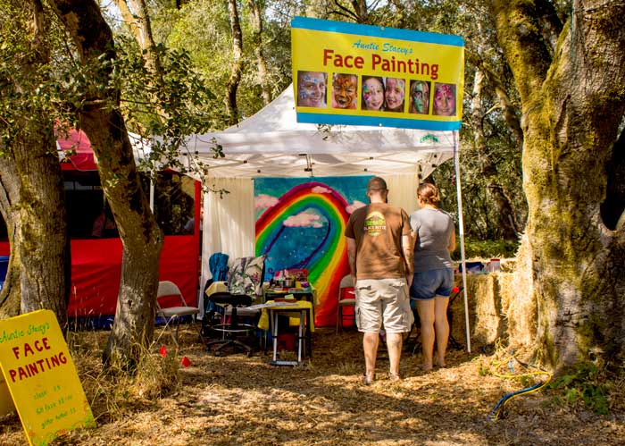 Auntie Stacey's Face Painting at the Gravenstein Apple Fair